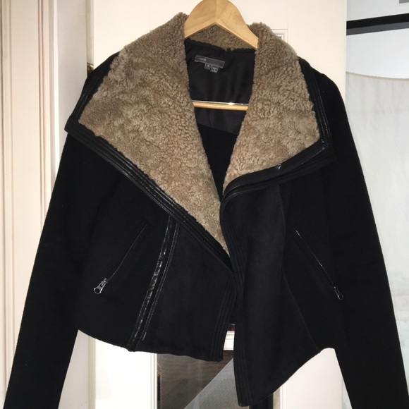 Vince Jackets & Blazers - 🌹VINCE🌹Black Moto jacket brown faux fur collar🌟